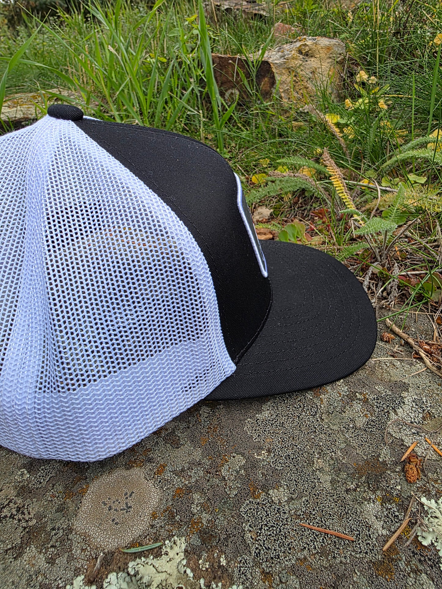 Mountleisure Embroidered Patch Trucker Hat Black/White