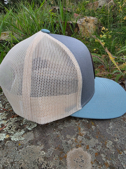 Mountleisure - Sun Mountain Threads Leather Patch Trucker Hat CO 8,465 baby blue/ grey/ cream